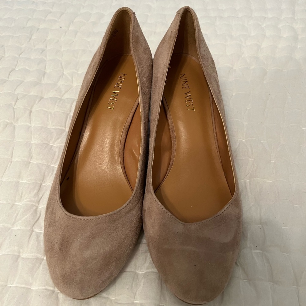 Nine West Nude ballet heels